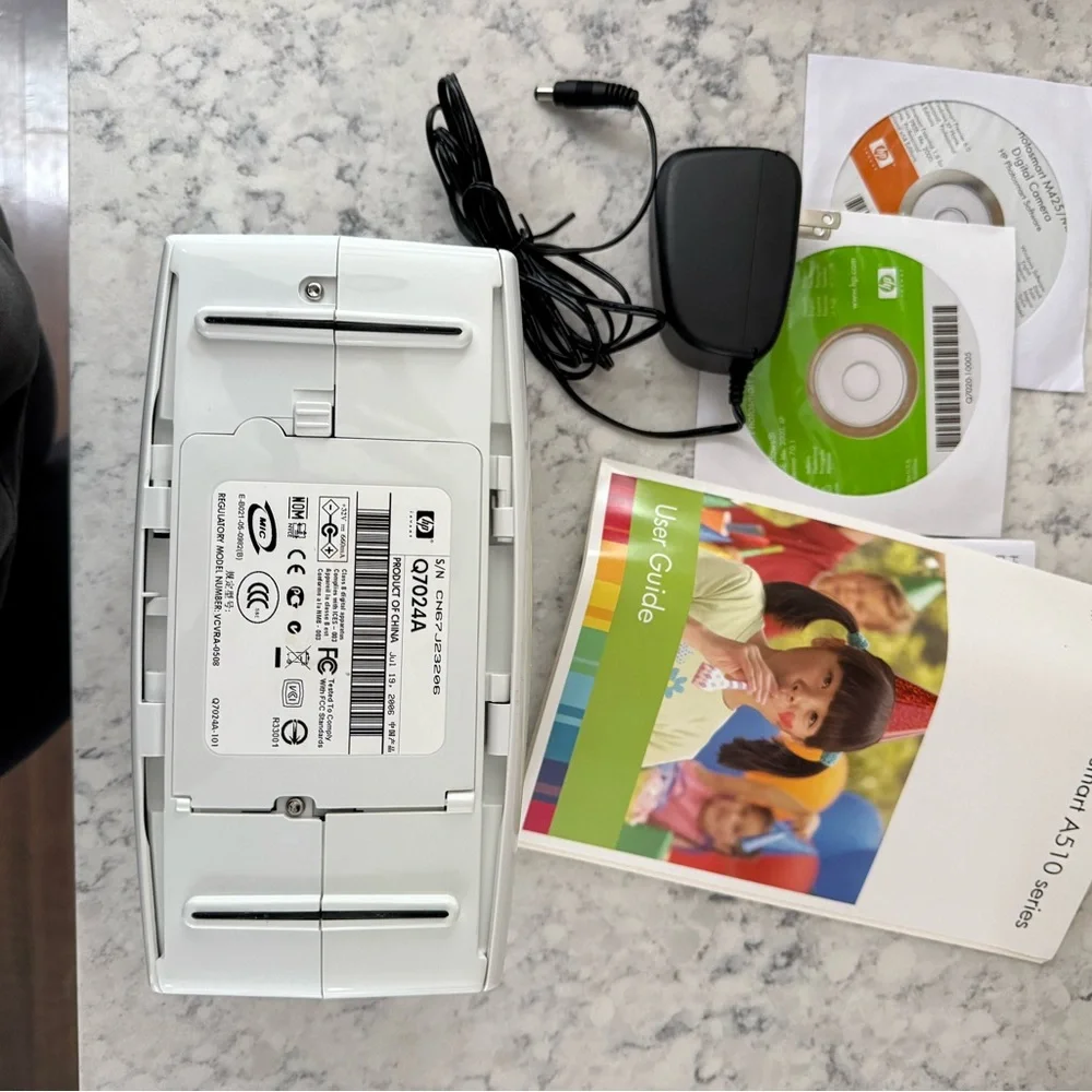 HP Photosmart A510 Photo Printer - Light Gray and White with case